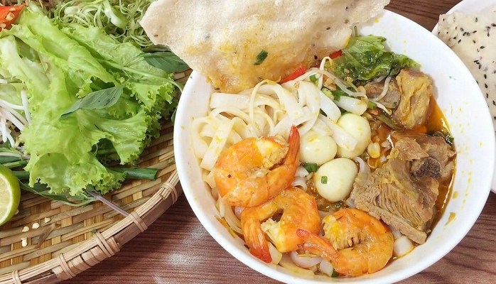 Mì Quảng 182 - Nguyễn Trọng Tuyển