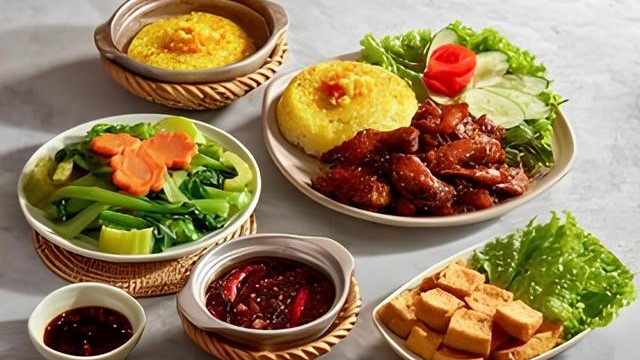Cơm Trưa Văn Phòng, Sinh Tố & Nước Ép - Vàng Son