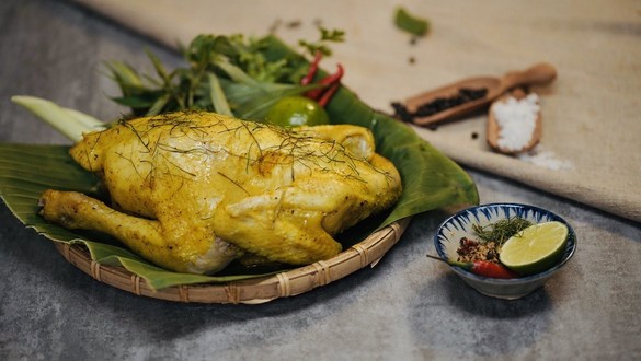 H.T Foods - Gà Ủ Muối, Chân Gà Hấp & Gà Hấp