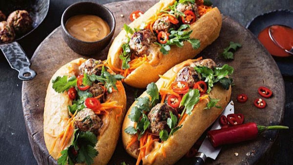 Bánh Mì & Cà Phê Đợi - KDC Nam Long Quận 7