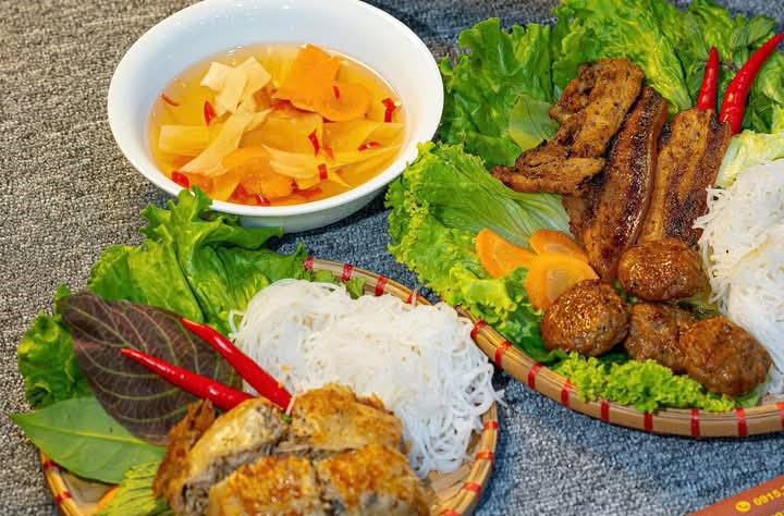 Nem Ngon Quán - Minh Khai