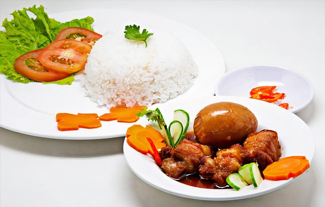 O Sương - Cháo Lòng, Xương Má Hàm & Lòng Xào Nghệ