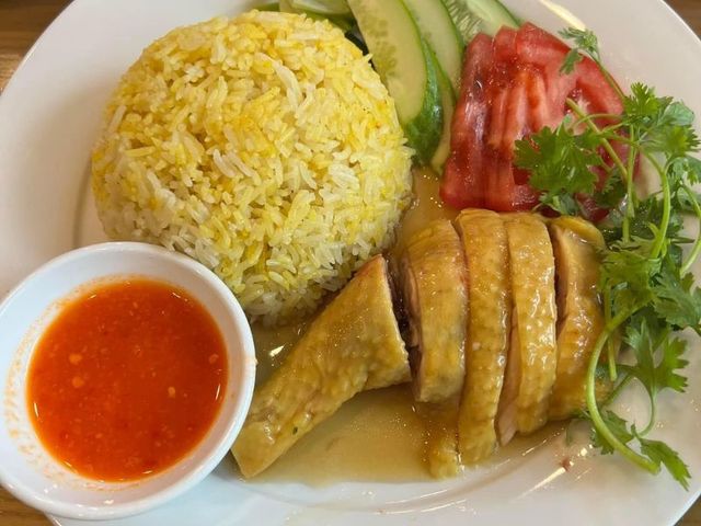 Cơm Gà Ngũ Vị Phương Anh