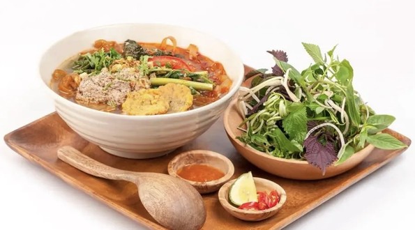 Nhật Ly - Bánh Đa Cua Đồng, Bún Cá & Bún Ốc