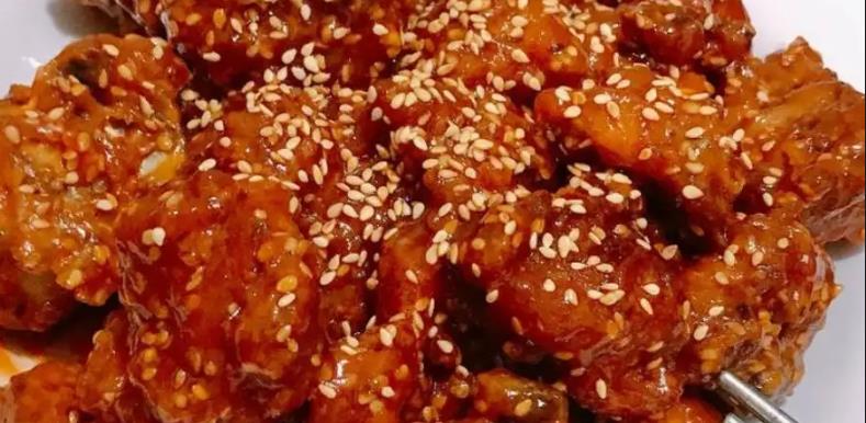 Chip Food - Mỳ Gà Viên Sốt Cay
