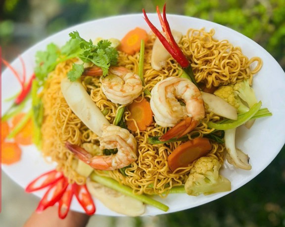 Bếp Xu Xu - Cơm Chiên Hải Sản, Mỳ Xào Hải Sản & Tôm Xốt Hoàng Bào