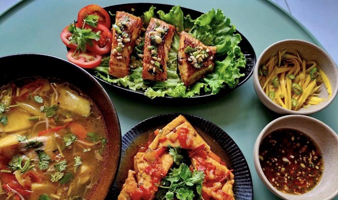 Tiệm Cơm TƯ ĐÔ SÀI GÒN - Nguyên Tử Lực