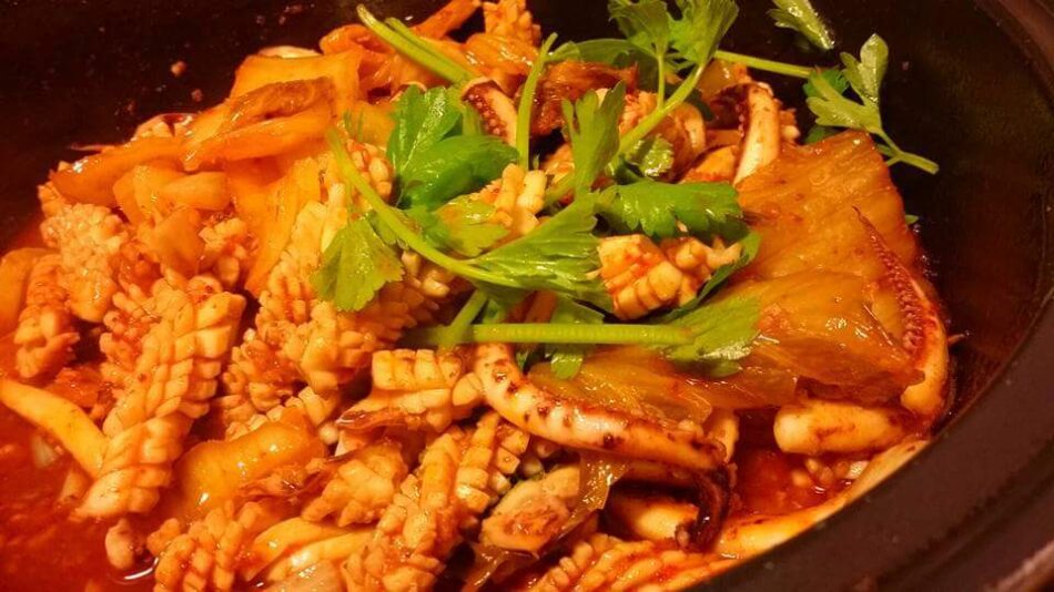 món mực 'xả xui' cuối tháng