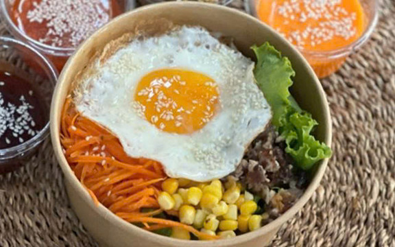 Bếp Nhà Năm - Bún Mắm Nêm, Cơm Trộn & Mì Trộn