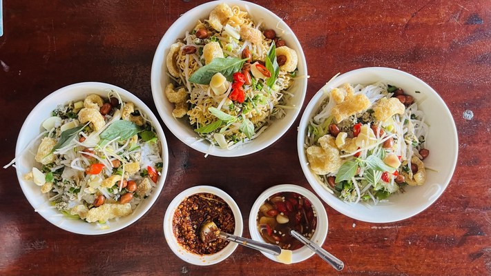 Hiền Cơm Hến - 390 Đinh Tiên Hoàng