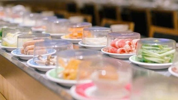 Kichi Kichi Lẩu Băng Chuyền - Huỳnh Tấn Phát