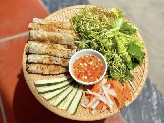 Cô Loan - Ram Cá & Nạm Bò Gân