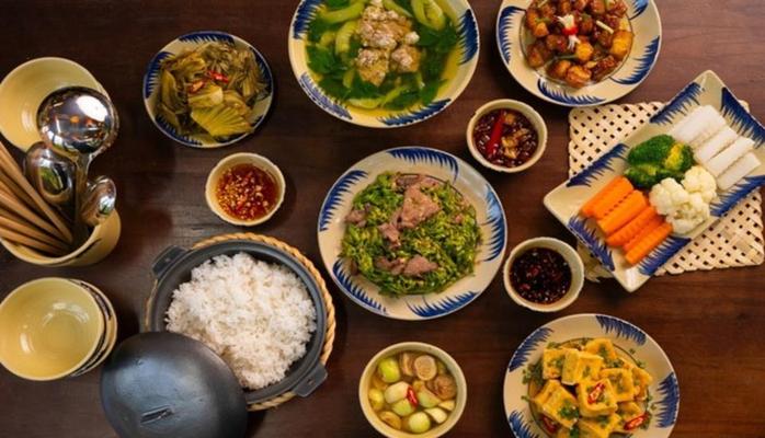 Tiệm Cơm Bầm Thu - Kim Mã