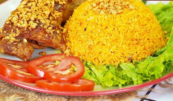 A Tài - Cháo Lòng Má Heo & Bánh Mì Phá Lấu