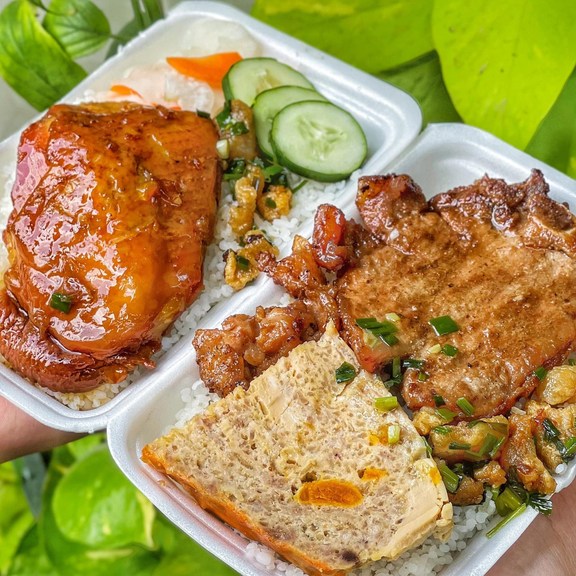 Cơm Tấm Phượng - Ngô Tất Tố