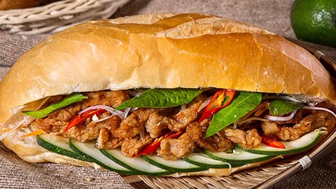 Bánh Mì Chả Cá Nha Trang Em Mèo - Phan Văn Trị