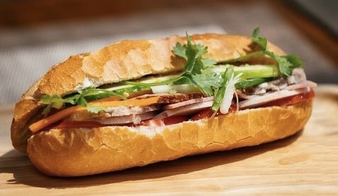 Bánh Mì Sài Gòn Phúc Hưng - 81 Lạch Tray