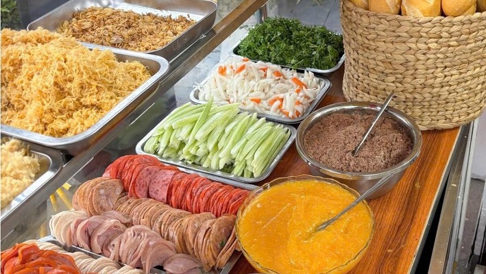 BAMI LÊ - Bánh Mì Sài Gòn - 389 Lê Thánh Tông