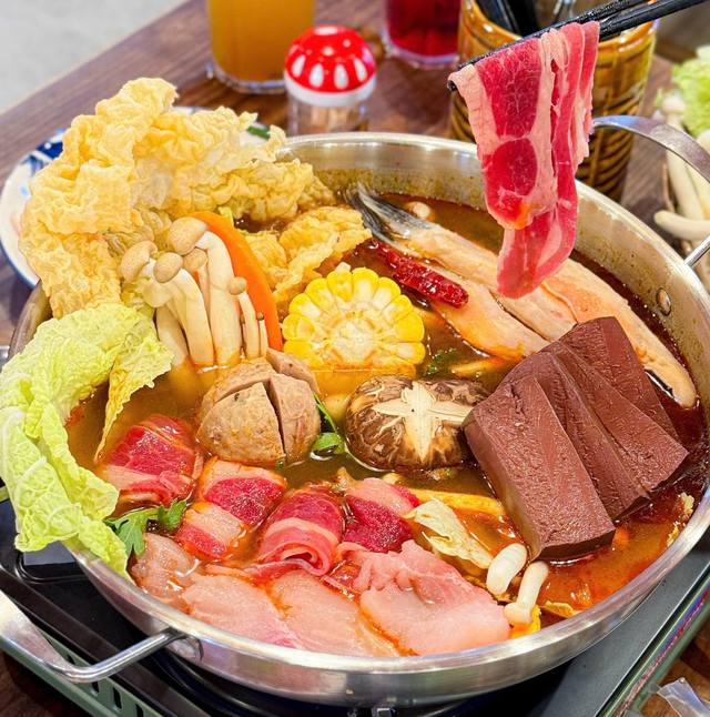 Tiệm Lẩu Muối Tiêu Chanh & Gu Em