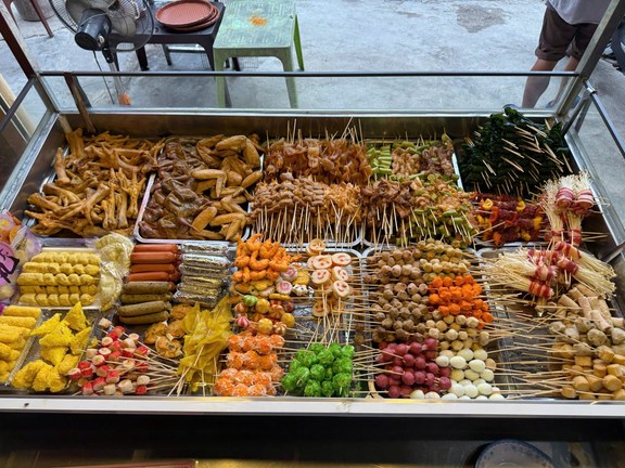 Mì Cay, Xiên Chiên & Xiên Nướng Nhà Làm - Chíp Chíp