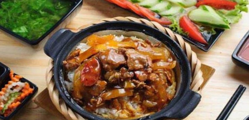 Cơm Đốt Thố Cậu Cả Thanh Hóa - 90 Phạm Vấn