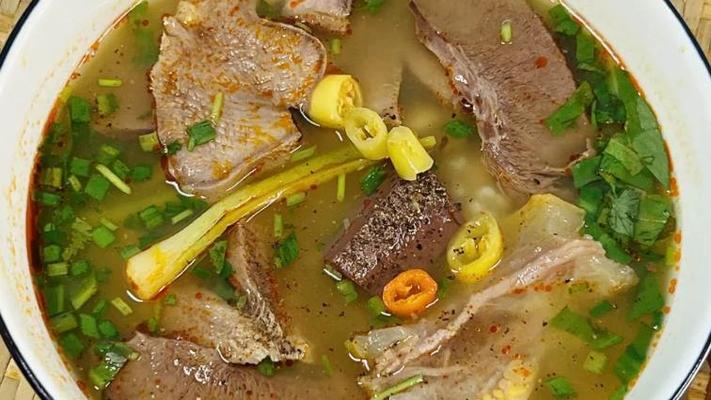 Cháo Bò Mẹ Mập - Gốc Huế