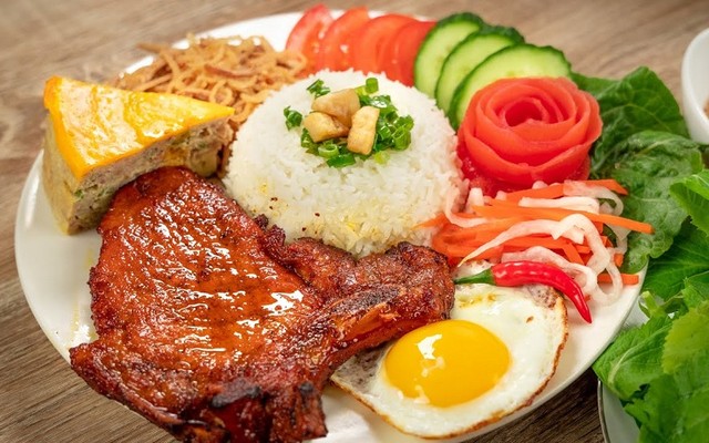 Cơm Tấm Sườn Lụi - Phạm Thế Hiển