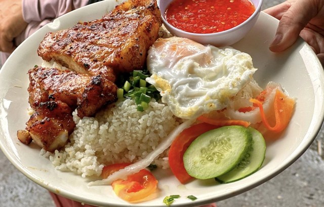 CƠM TẤM SÀI GÒN GIA HÂN - Ngô Quyền