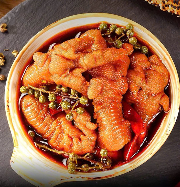 Chân Gà Trí Hỷ - Lê Văn Lương