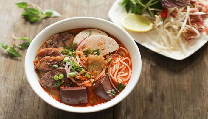 Bún Bò Huế - Vỹ Dạ Quán - Võ Thị Sáu