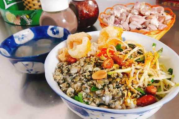 Cơm Hến O Loan - Tô Hiệu