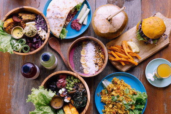 NHÀ HÀNG ROOTS PLANT - BASED CAFE