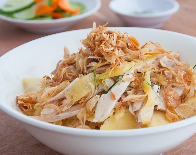 Quán Bé Lùn - Xôi Gà - 101 Hà Kỳ Ngộ
