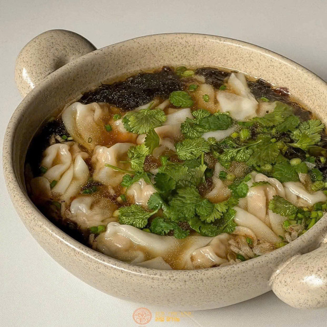 YangBaoZi - Tiểu Long Bao, Há Cảo & Mì Tươi Trung Hoa