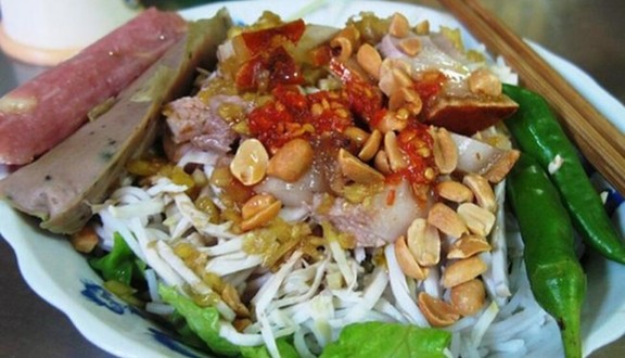 Ẩm Thực Trần - 17 Nguyễn Đình Chiểu