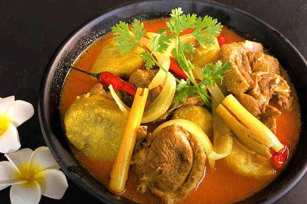 Cari Kim Ngân - Hùng Vương