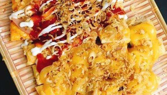 Bánh Mì Yến - Bánh Mì Muối Ớt & Sốt Kem Phomai - Hòa Hưng