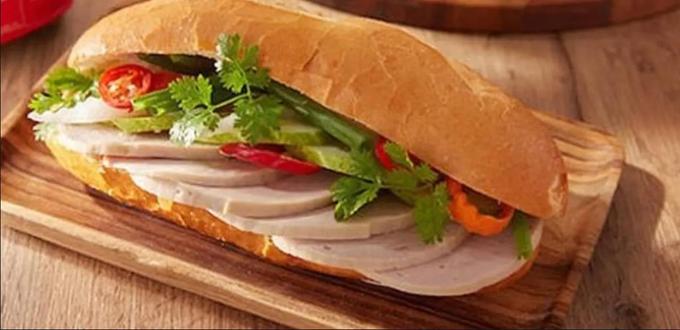 Bánh Mì & Dừa Tươi - Sư Vạn Hạnh