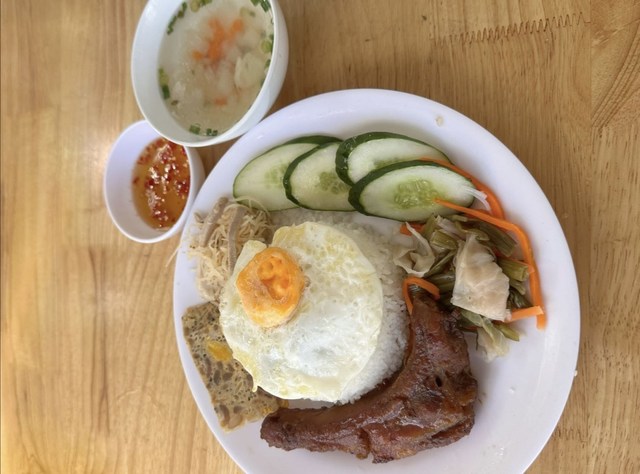 CƠM TẤM MỸ LINH - Hùng Vương