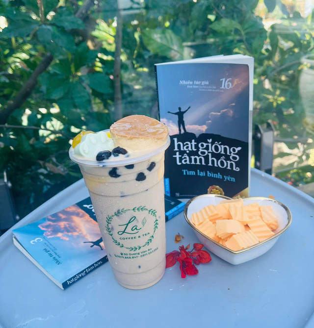 Lá Coffee & Tea - Dương Văn An