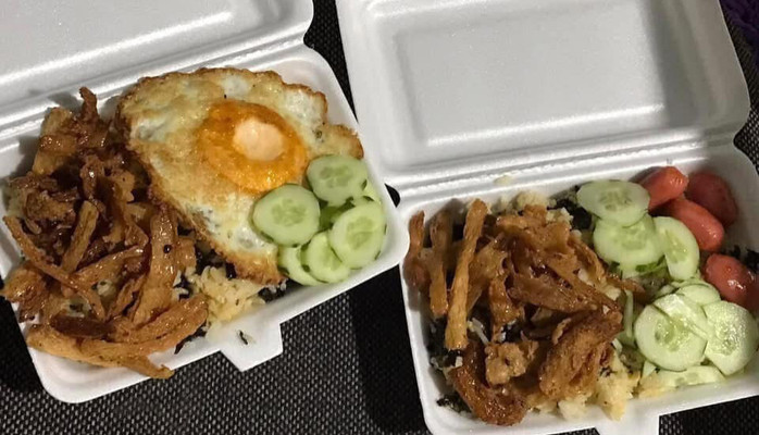 Nhi Nhi - Mì Trộn, Cơm Chiên Trứng & Bánh Tráng - 53/7 Khóm 6