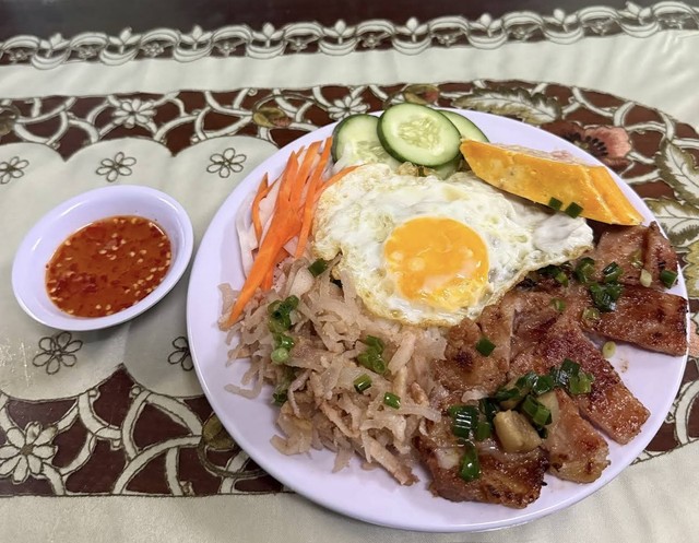 Cơm Tấm Cô Sương