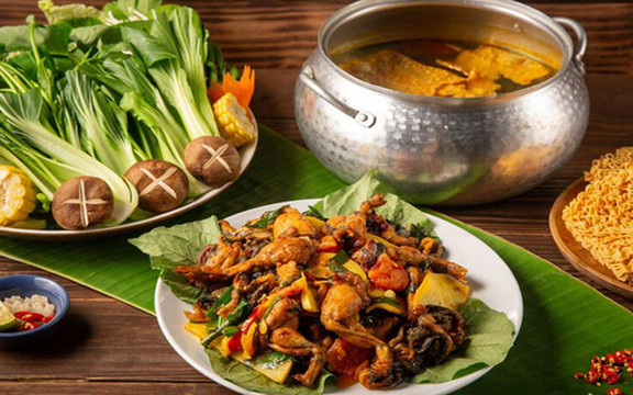 Lẩu Ếch Trần Gia - 139 Phú Diễn