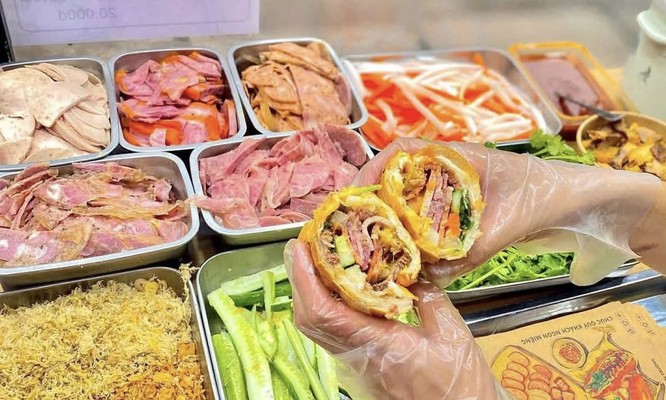 Bánh Mì Sài Gòn Gia Phát - 233H Trần Nguyên Hãn