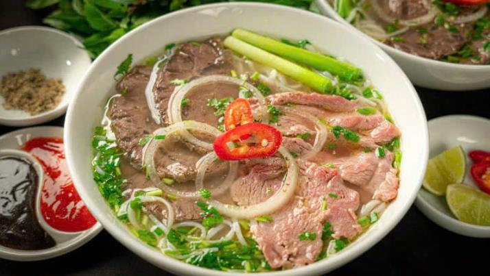 Mộc Lê Restaurant - Pho, Spring Rolls & Fried Rice