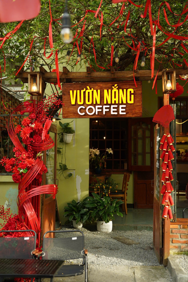 Cà Phê Vườn Nắng - Nguyễn Văn Cừ