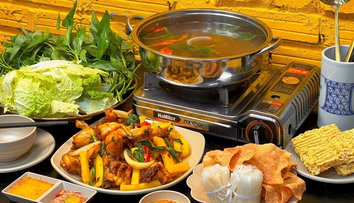 Phố Ếch - Mỳ Ếch & Lẩu Ếch Tập Tạ - Thành Phố Giao Lưu