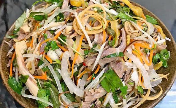 Tuấn Trang - Bún Ngan, Bánh Đa & Miến Trộn - Chợ Hàng