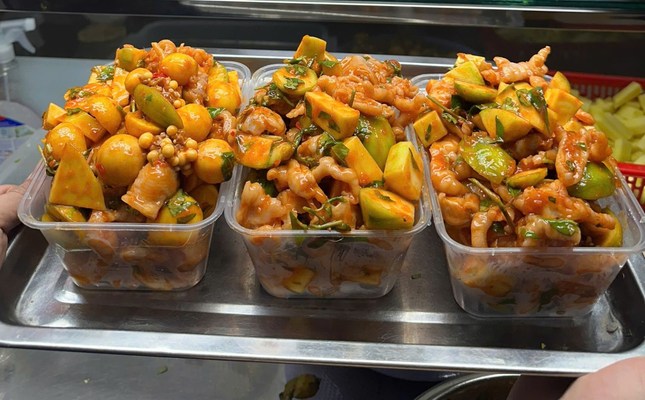 Chân Gà Yến Nhi Chi Nhánh 2 - Mì Cay Khô & Ăn Vặt - 11 Phan Bội Châu