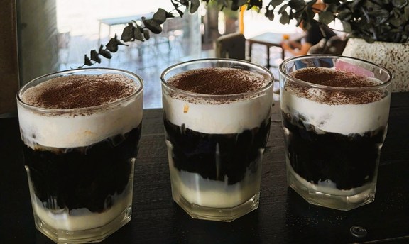 Cà Phê Phạm Gia - 10B Mai Hắc Đế